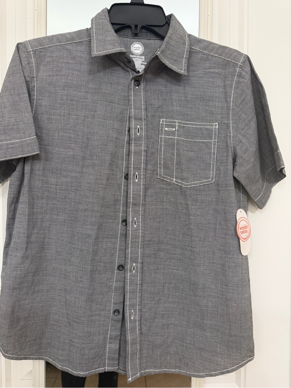 wonder nation Gray Short-Sleeve Button-Up Shirt with White Contrast Stitching